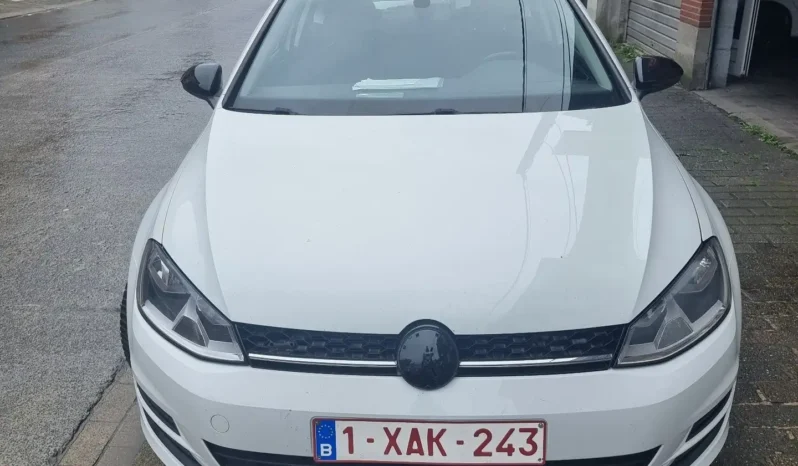 Volkswagen Golf 7 1.2 TSI Trendline prête à être immatriculée complet