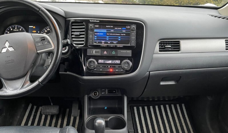 Mitsubishi Outlander 2.0 Intense+ Automaat 7p complet