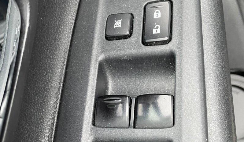 Mitsubishi Outlander 2.0 Intense+ Automaat 7p complet