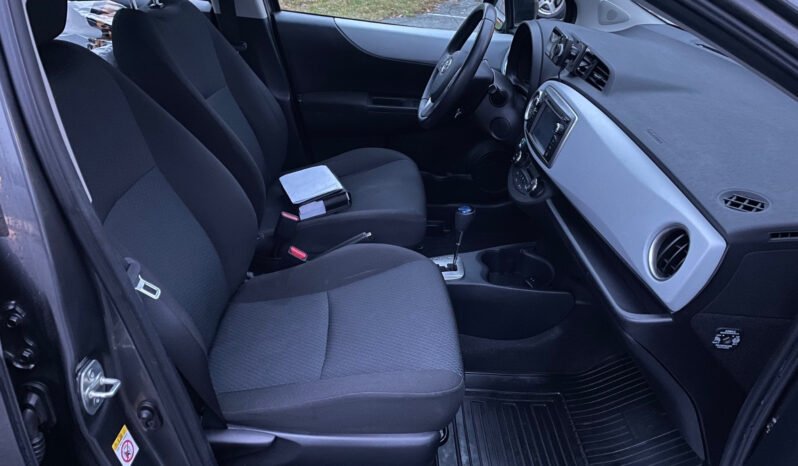 TOYOTA YARIS III phase 2 1.5 HYBRID 100 DYNAMIC 3000Euros complet