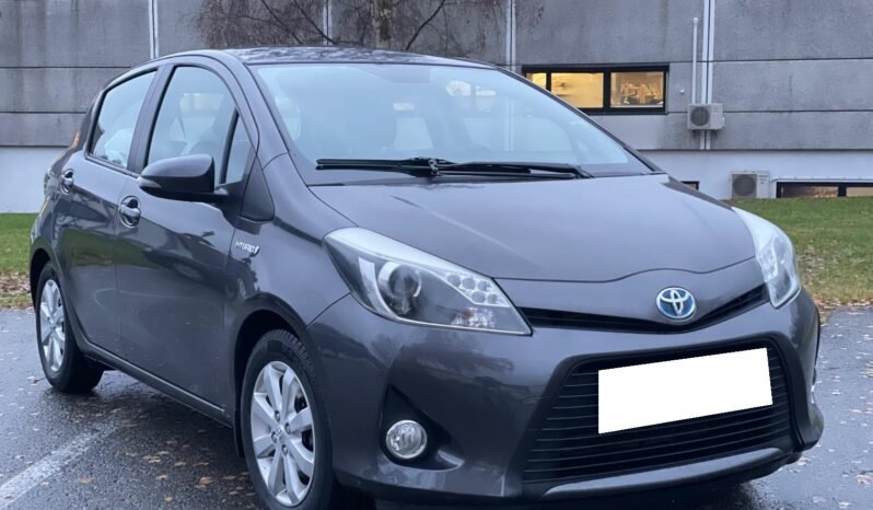 TOYOTA YARIS III phase 2 1.5 HYBRID 100 DYNAMIC 3000Euros complet
