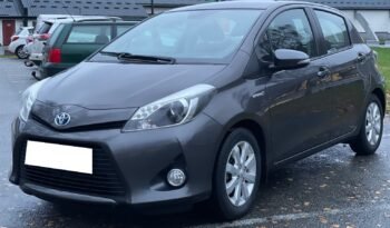 TOYOTA YARIS III phase 2 1.5 HYBRID 100 DYNAMIC 3000Euros complet
