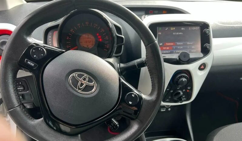 TOYOTA AYGO 1.0 VVTi Essence / Mécanique/ 69 ch (euro 5) complet