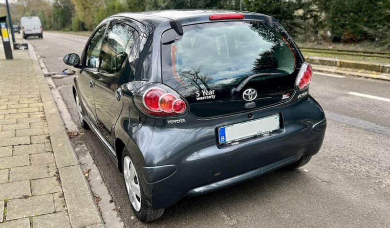 TOYOTA AYGO phase 2 1.0 VVT-I 68 CONNECT complet