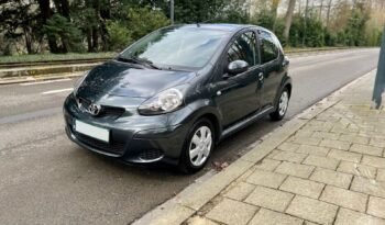 TOYOTA AYGO phase 2 1.0 VVT-I 68 CONNECT complet