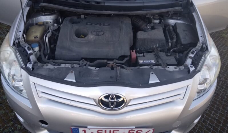 TOYOTA Auris 1.3 16V VVT-i (101 CH) 2300Euros complet