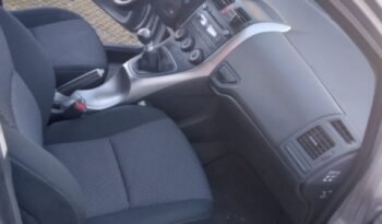 TOYOTA Auris 1.3 16V VVT-i (101 CH) 2300Euros complet