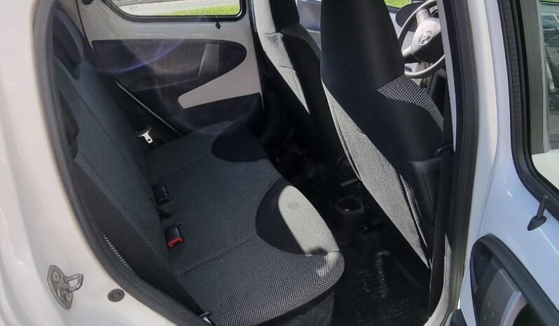 TOYOTA AYGO (2) 1.0 VVT-I DYNAMIC 5P complet