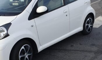 TOYOTA AYGO (2) 1.0 VVT-I DYNAMIC 5P complet