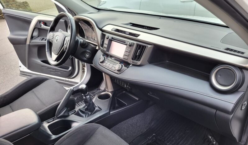TOYOTA RAV4 2.0 VVT-I VANGUARD EXEC.M-DRIVE S. 4WD MULTIDRIVE – complet
