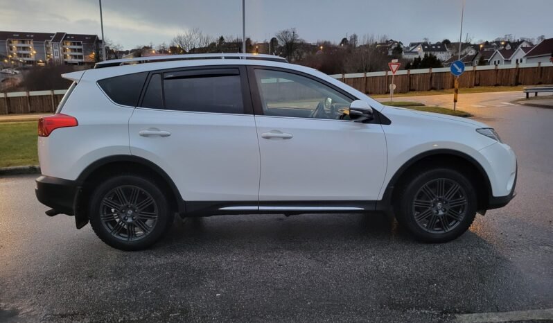 TOYOTA RAV4 2.0 VVT-I VANGUARD EXEC.M-DRIVE S. 4WD MULTIDRIVE – complet