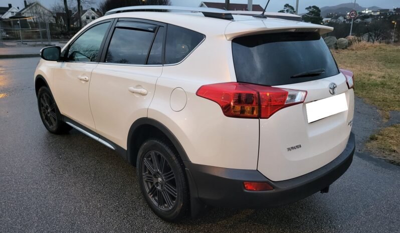 TOYOTA RAV4 2.0 VVT-I VANGUARD EXEC.M-DRIVE S. 4WD MULTIDRIVE – complet