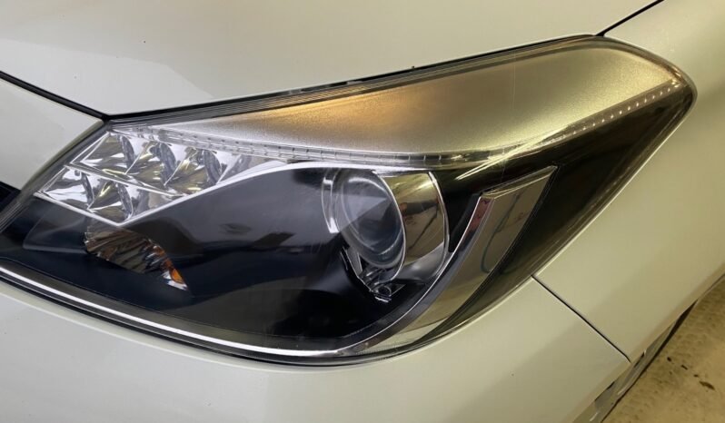 TOYOTA YARIS 1.5I VVT-I HYBRID STYLE E-CVT complet