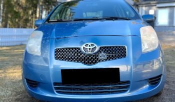 TOYOTA YARIS 1.3-VVT-I LUNA MMT AUTOMATIQUE, NOUVELLE L’UE complet