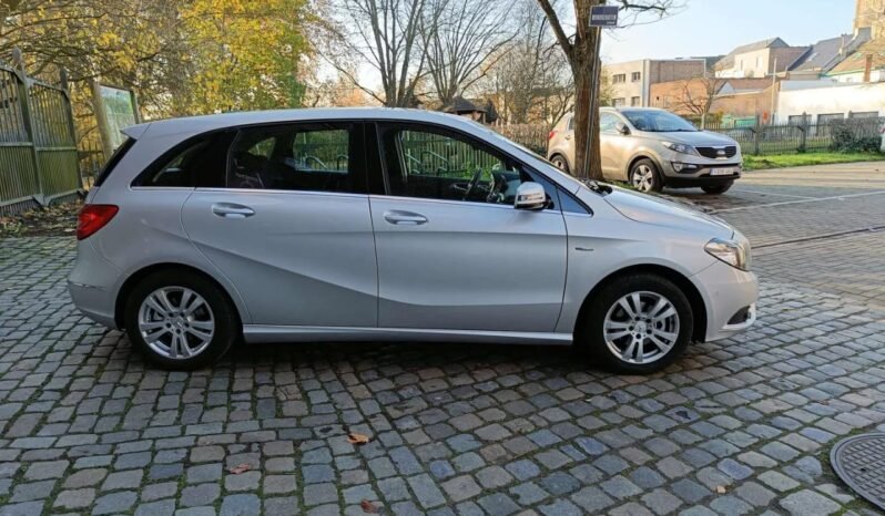 Mercedes-Benz B 180/2012/98.780 Km/Essence/ 4CV complet