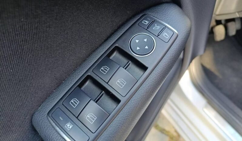 Mercedes-Benz B 180/2012/98.780 Km/Essence/ 4CV complet