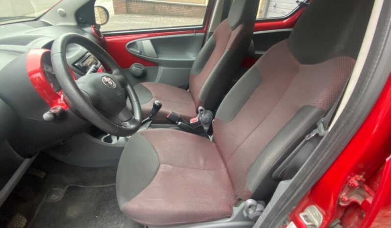 Toyota Aygo 1.0 VVT-i 68ch Connect 5p complet