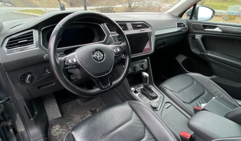 Volkswagen TIGUAN ALLSPACE 2.0-190 D 4MOTION / webasto / Panorama CONFORTLINE complet