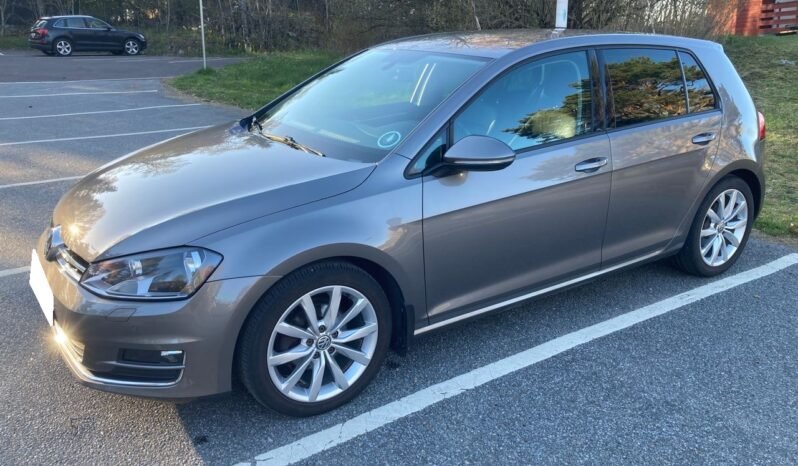 Volkswagen GOLF VII 1.2 TSI 105 CUP complet