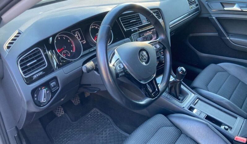 Volkswagen GOLF VII 1.2 TSI 105 CUP complet