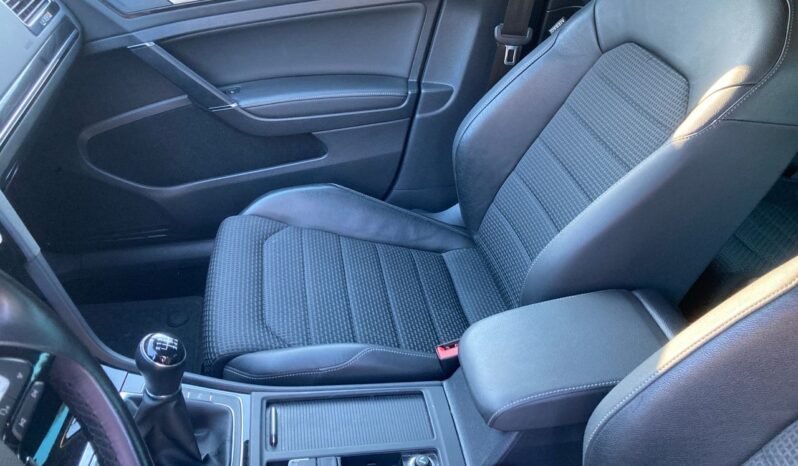 Volkswagen GOLF VII 1.2 TSI 105 CUP complet