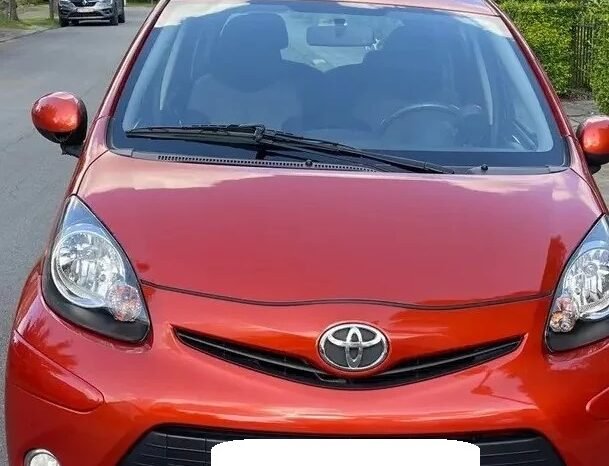TOYOTA AYGO 1.0I ORANGE SPICE MMT BOITE AUTO complet