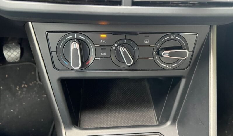 Volkswagen Polo 1.0 TSI Comfortline ( 4650€ ) complet