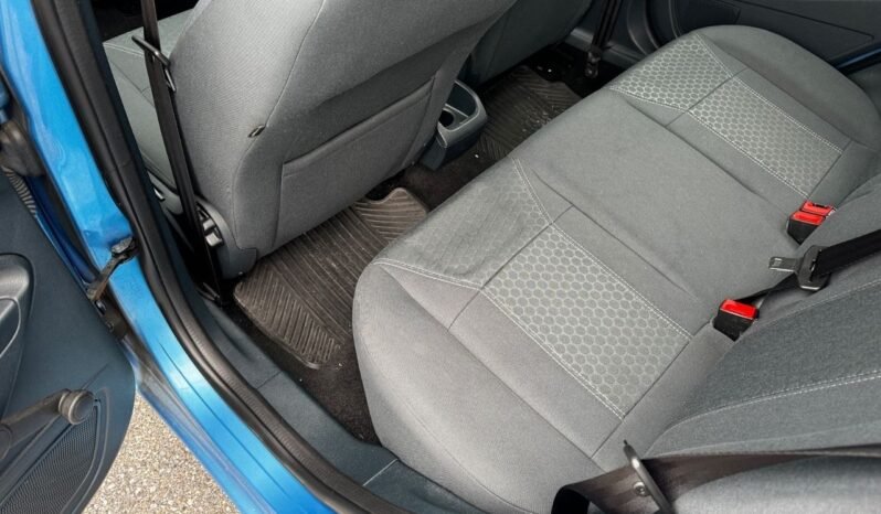 Ford Fiesta 1.25 Titanium *Bluetooth*Stoelverw. Clima  ( 2990€ ) complet