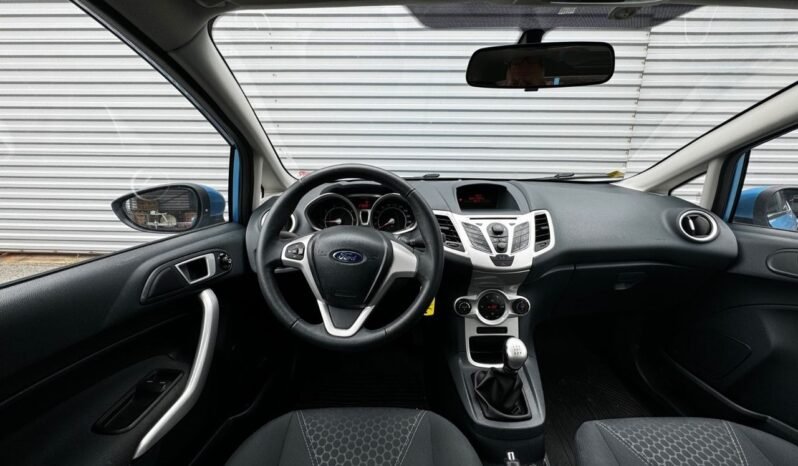 Ford Fiesta 1.25 Titanium *Bluetooth*Stoelverw. Clima  ( 2990€ ) complet
