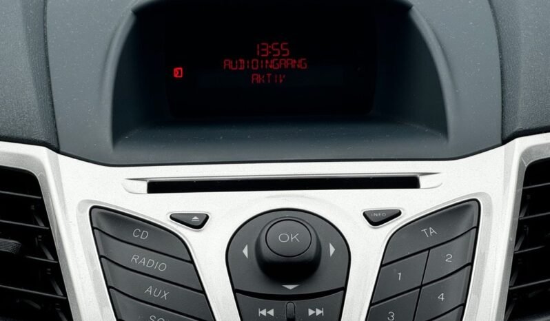 Ford Fiesta 1.25 Titanium *Bluetooth*Stoelverw. Clima  ( 2990€ ) complet