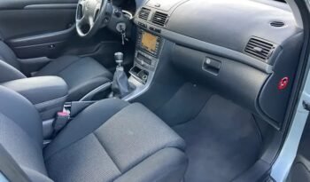 TOYOTA Avensis 2.0 Turbo D4D 16v Linea Luna DPF (2411€) complet
