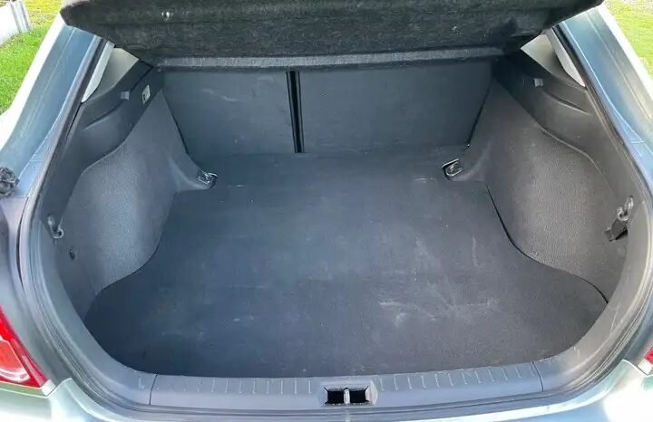 TOYOTA Avensis 2.0 Turbo D4D 16v Linea Luna DPF (2411€) complet