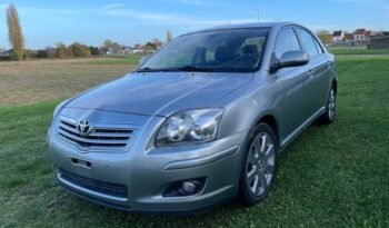 TOYOTA Avensis 2.0 Turbo D4D 16v Linea Luna DPF (2411€) complet