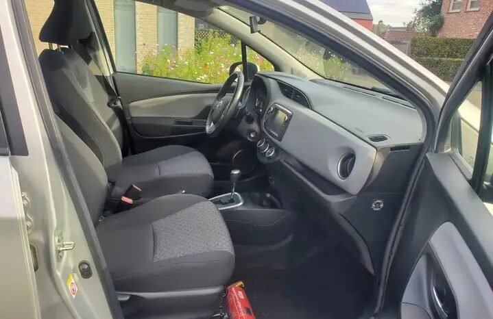 TOYOTA YARIS 100 VVT-i Lounge 5p multidrive automatique ( 4266€) complet