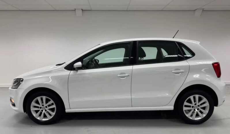 Volkswagen Polo 1.2 TSI 90-CV / BLUEMOTION / HIGHLINE / FULL OPTIO/ euro 6b/ Manuelle/ Essence/( 5510€ ) complet