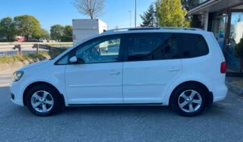 Volkswagen Touran 1.6 TDI Highline /Toit ouvrant/Panorama/Remorque/Boîte de vitesses F1 / 7 places ( 3810€) complet