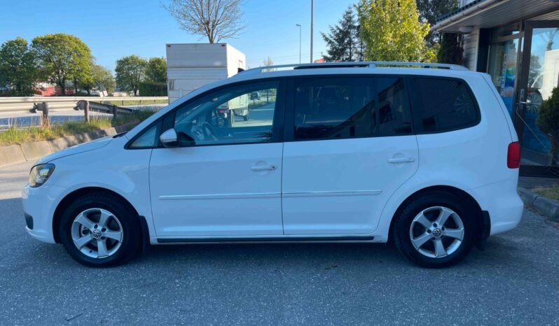 Volkswagen Touran 1.6 TDI Highline /Toit ouvrant/Panorama/Remorque/Boîte de vitesses F1 / 7 places ( 3810€) complet