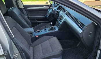 Volkswagen Passat 1.6 TDi euro 6b ( 5820€ ) complet