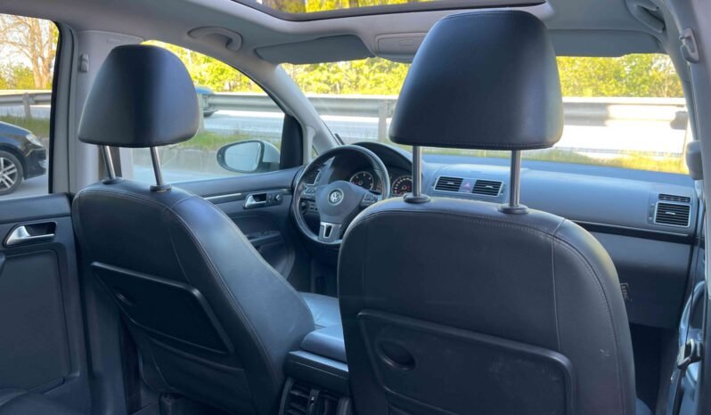 Volkswagen Touran 1.6 TDI Highline /Toit ouvrant/Panorama/Remorque/Boîte de vitesses F1 / 7 places ( 3810€) complet