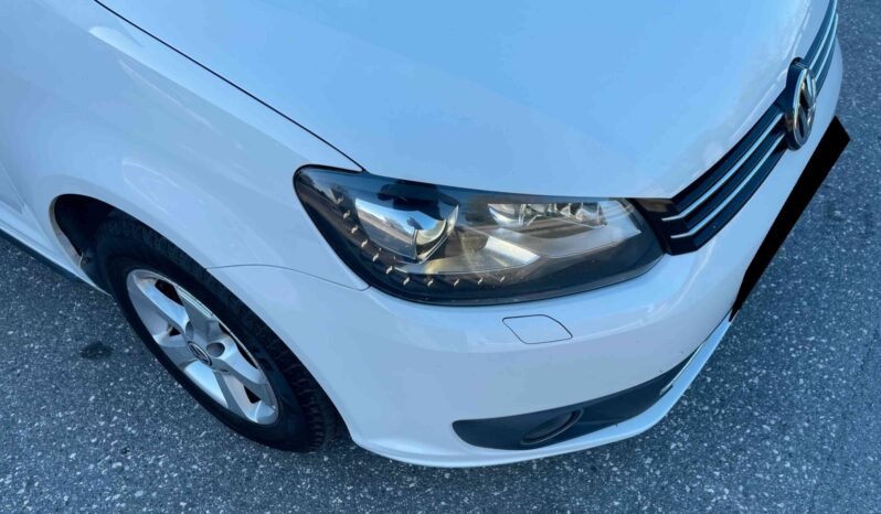 Volkswagen Touran 1.6 TDI Highline /Toit ouvrant/Panorama/Remorque/Boîte de vitesses F1 / 7 places ( 3810€) complet
