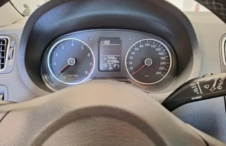 Volkswagen Polo1.2-12V BlueMotion Comfortline.Multimedia,Airco ( 2750€ ) complet