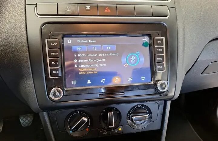 Volkswagen Polo1.2-12V BlueMotion Comfortline.Multimedia,Airco ( 2750€ ) complet