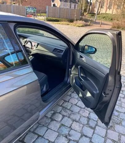 Volkswagen Polo 1.0 Comfortline ( 4810€ ) complet
