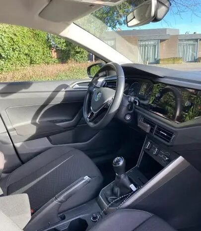 Volkswagen Polo 1.0 Comfortline ( 4810€ ) complet