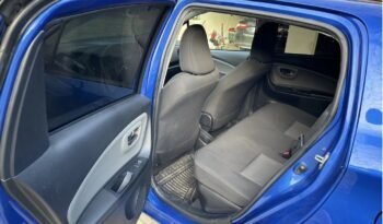 TOYOTA Yaris 1.5 VVT-i HSD Bi-Tone B&B( 4210€) complet
