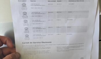 TOYOTA Yaris 1.5 VVT-i HSD Bi-Tone B&B( 4210€) complet