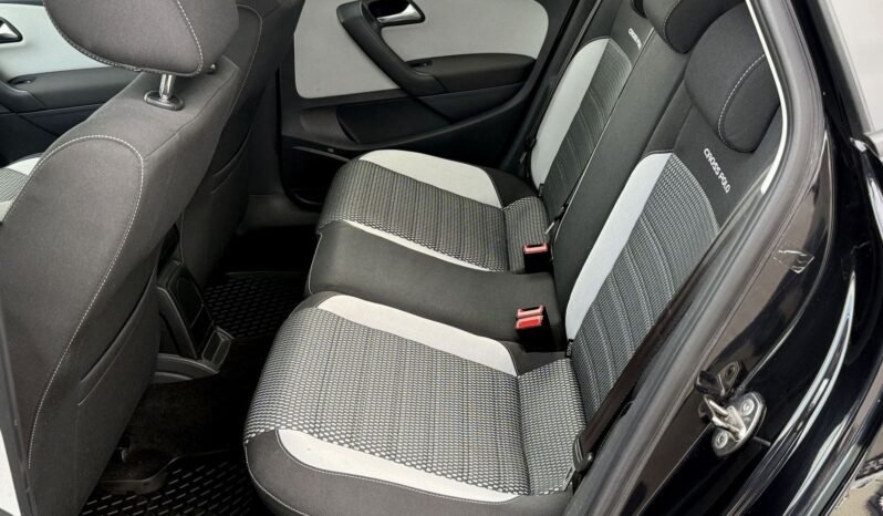 Volkswagen Polo Cross  1.6 TDI 90 CR FAP DSG7(2011)Automatique. Beau et Pratique petit SUV. Prêt à Immatriculer ( 3410€) complet