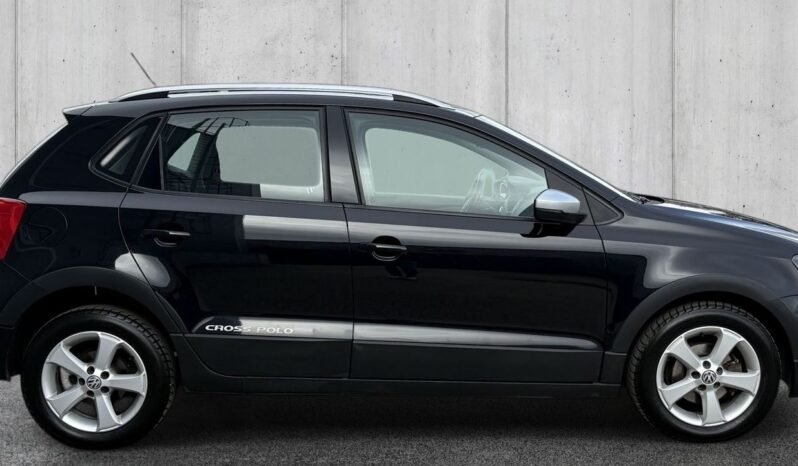 Volkswagen Polo Cross  1.6 TDI 90 CR FAP DSG7(2011)Automatique. Beau et Pratique petit SUV. Prêt à Immatriculer ( 3410€) complet
