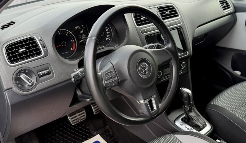 Volkswagen Polo Cross  1.6 TDI 90 CR FAP DSG7(2011)Automatique. Beau et Pratique petit SUV. Prêt à Immatriculer ( 3410€) complet