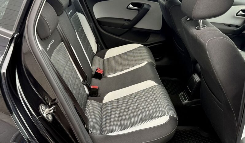 Volkswagen Polo Cross  1.6 TDI 90 CR FAP DSG7(2011)Automatique. Beau et Pratique petit SUV. Prêt à Immatriculer ( 3410€) complet
